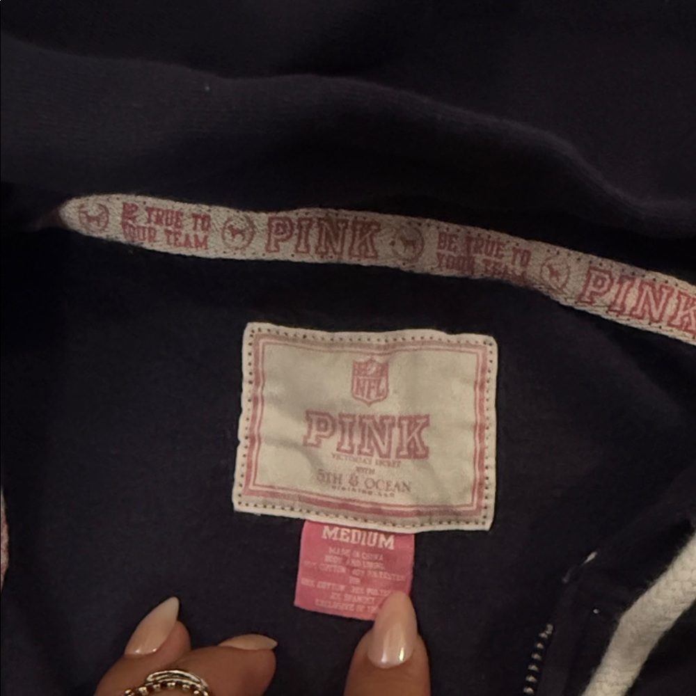 PINK Victoria's Secret Navy Hoodie - Picture 2 of 6